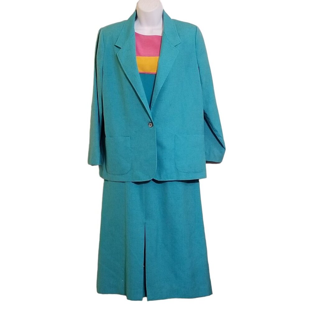 Vintage Skirt Suit Set Women's‎ Size M 3 Piece Modest Professional Silk Blend